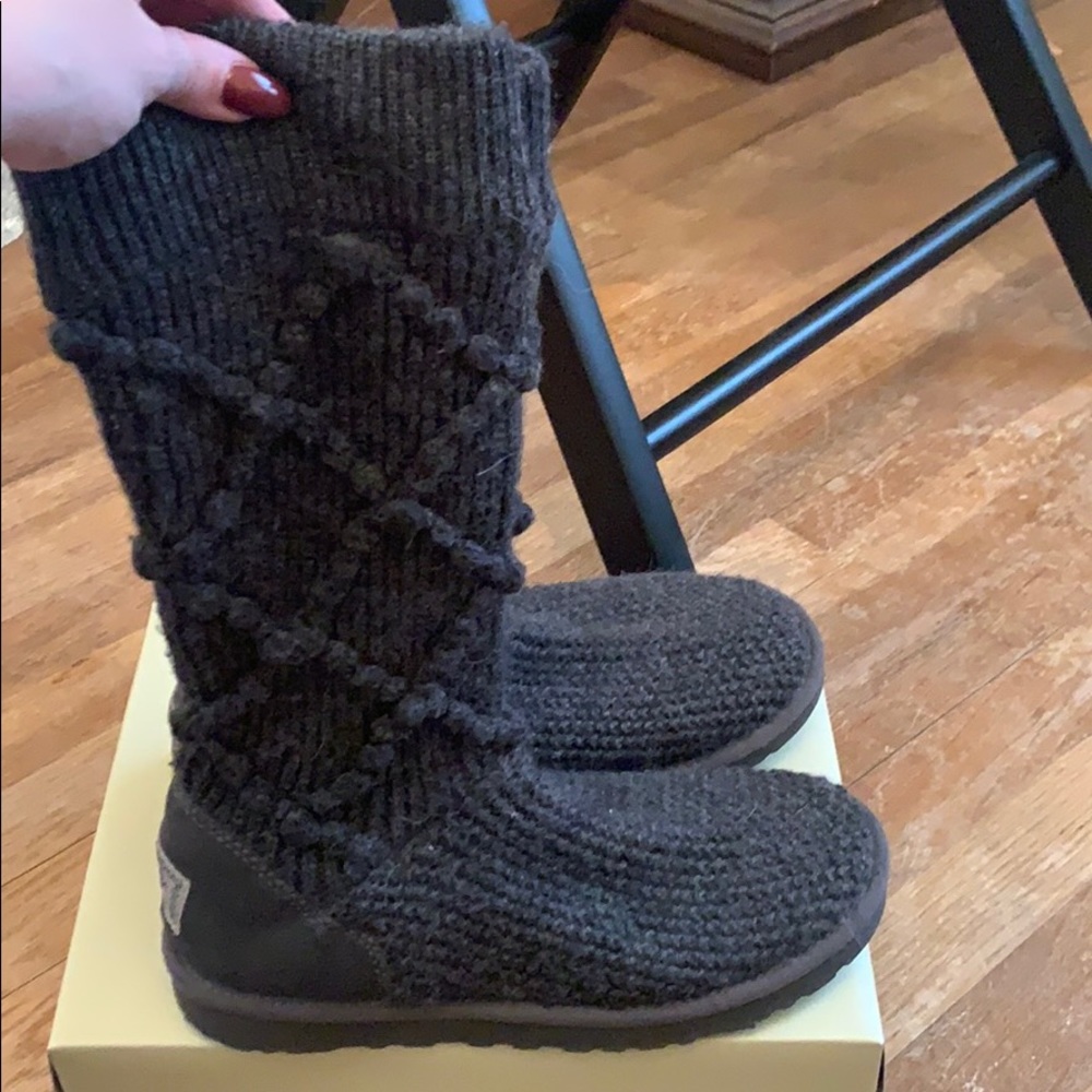 Knit uggs. Never worn.